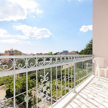 Apartment And Rooms Ema Vodice Exterior foto